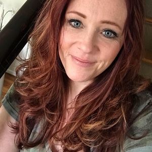 Meet your Posher, Danelle